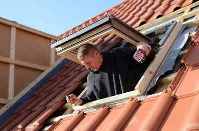 Pose de fenêtres de toit Velux à Lilly